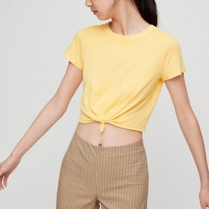 Aritzia Sunday Best Lux Cropped Tee Yellow size small